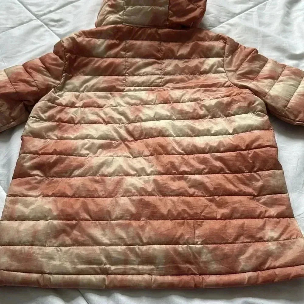 Gap kids recycled polyester cold control puffer jacket tie dye pink size XS 4/5
